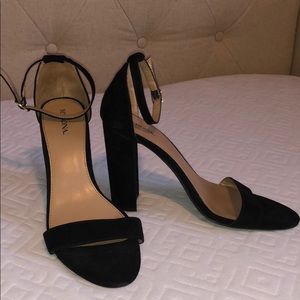 Merona Black 4” Heels - Size 9 1/2